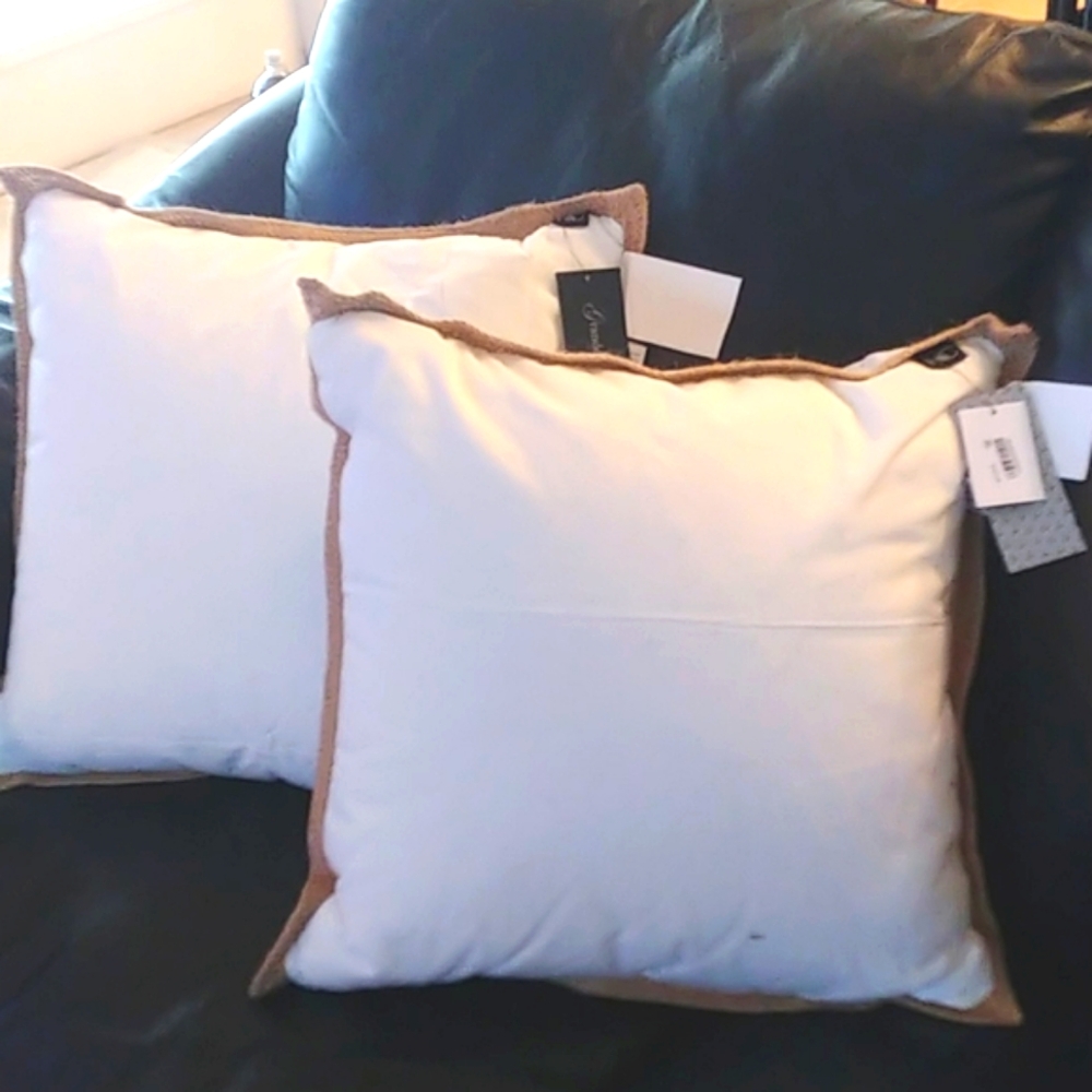 Coastal Decorative 18" White And Tan pillow, NEW